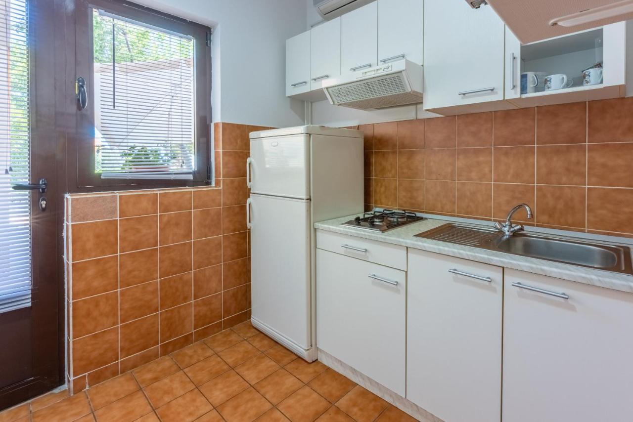 Apartments Lilin ツリクヴェニツァ エクステリア 写真