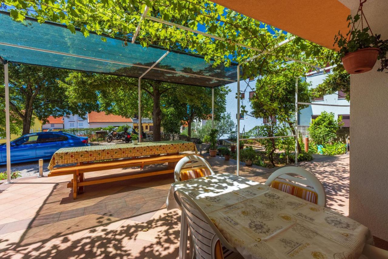 Apartments Lilin ツリクヴェニツァ エクステリア 写真