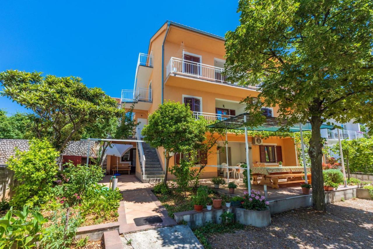 Apartments Lilin ツリクヴェニツァ エクステリア 写真