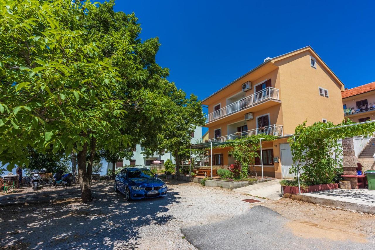Apartments Lilin ツリクヴェニツァ エクステリア 写真