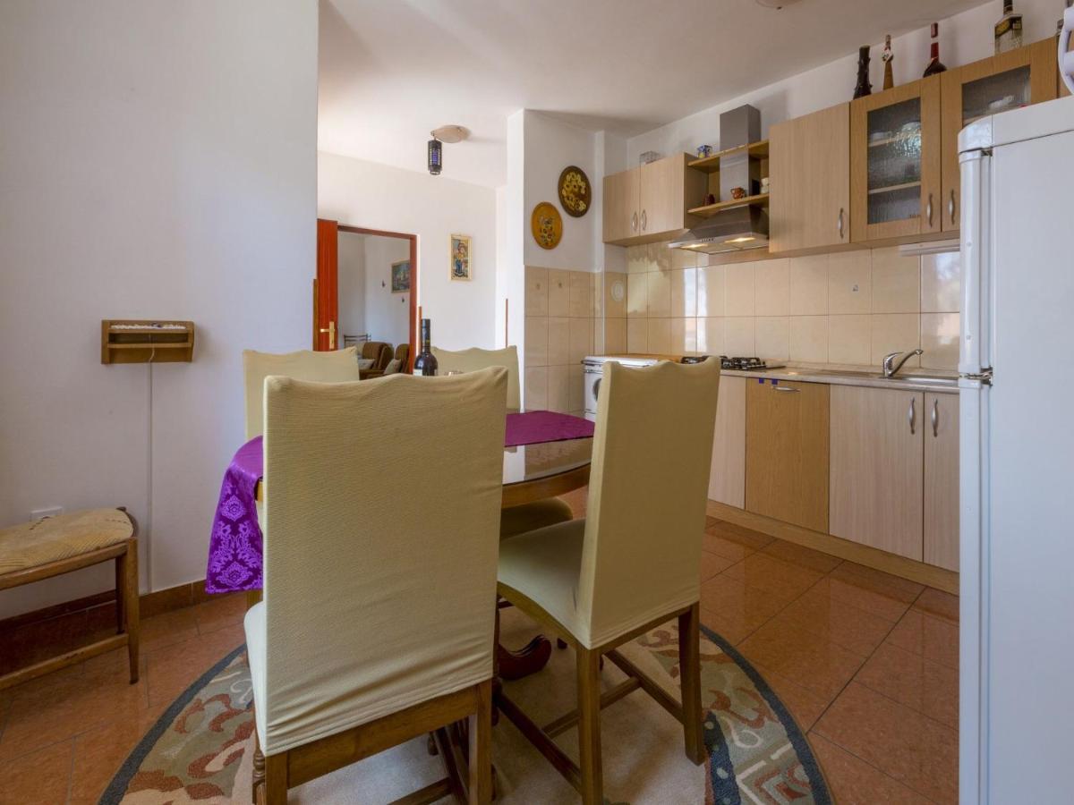 Apartments Lilin ツリクヴェニツァ エクステリア 写真