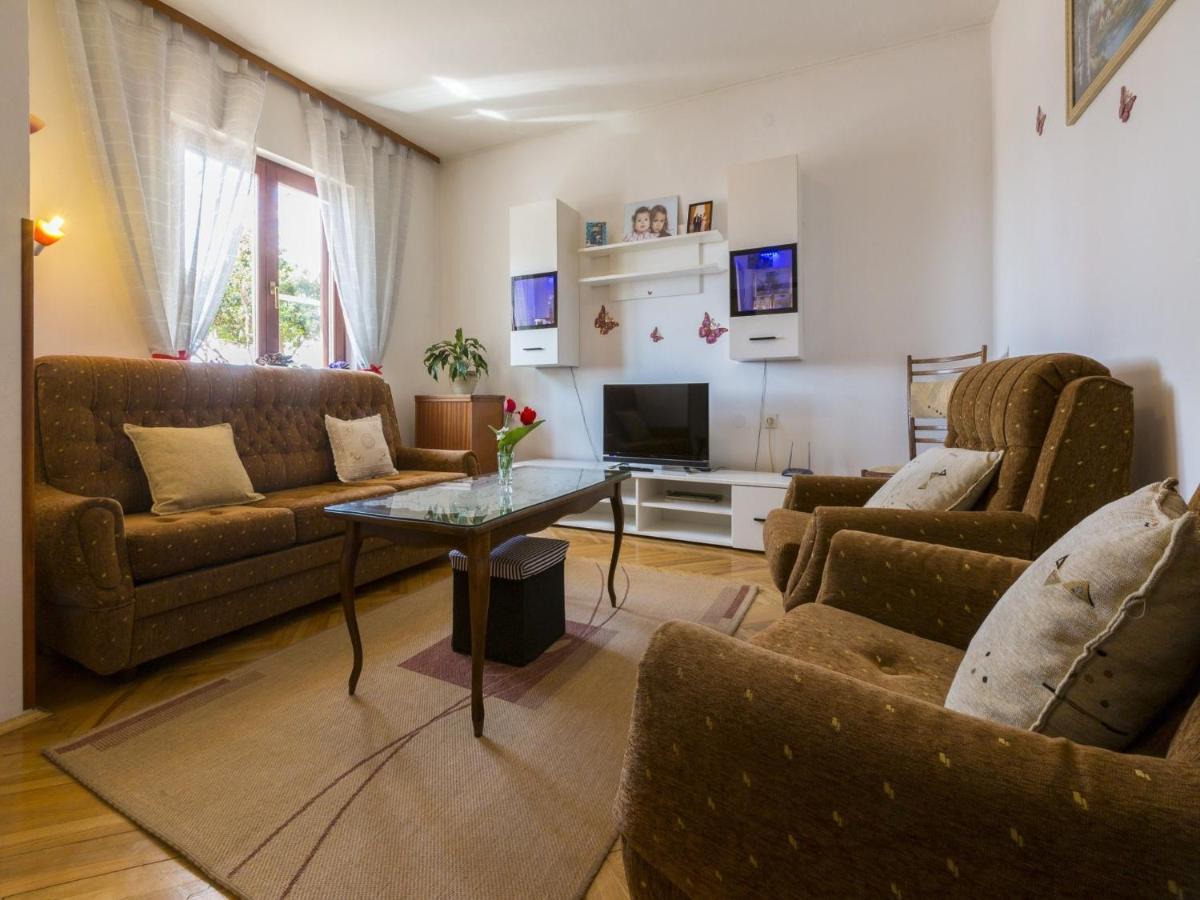 Apartments Lilin ツリクヴェニツァ エクステリア 写真